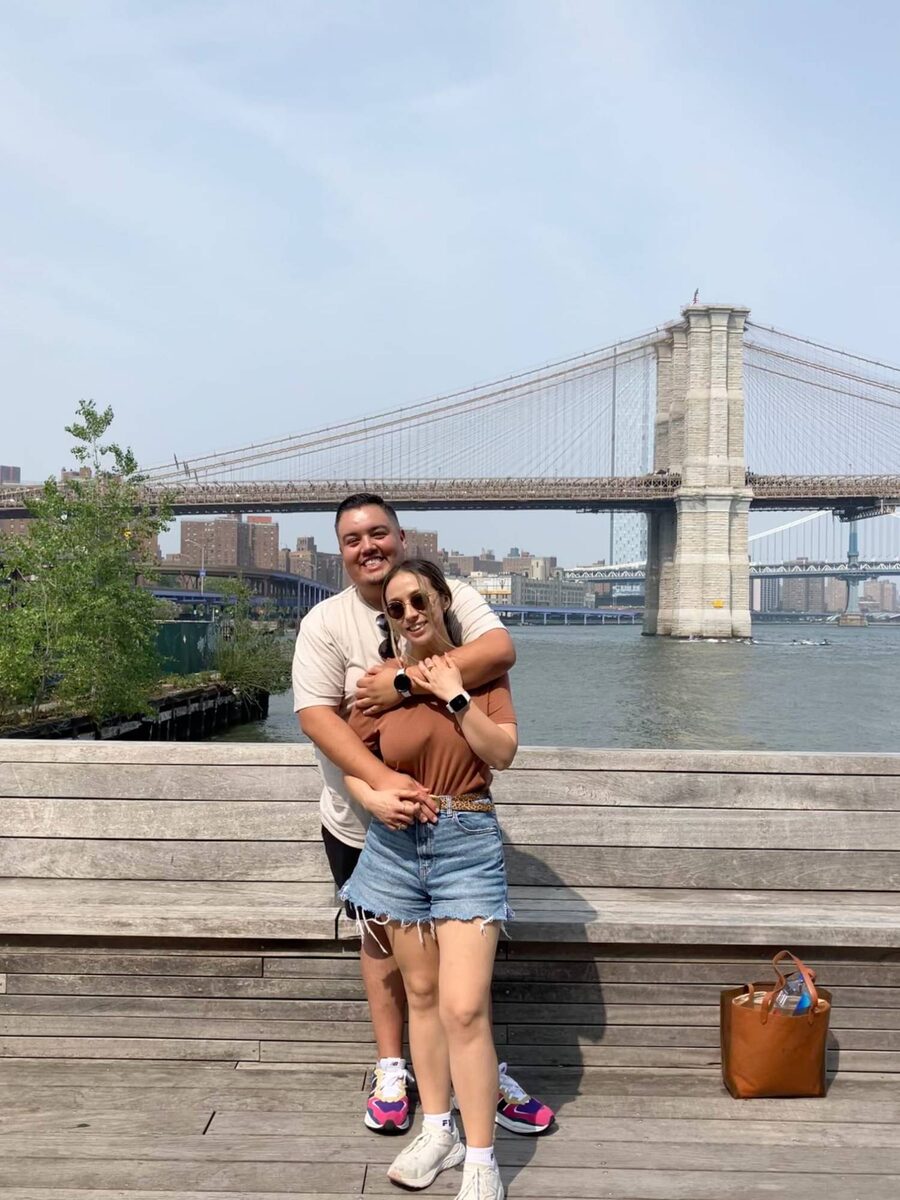 Aaron and Neidin at the Brooklyn Bridge